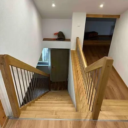 Apartamento 5-zimmer-maisonette *